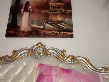 webcam girl kiradivine live cam image #11292246