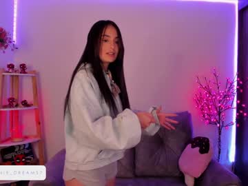 webcam girl annie_dreams live cam image #1210328