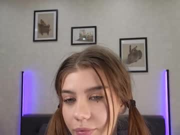 webcam girl jenie_fire live cam image #12504631