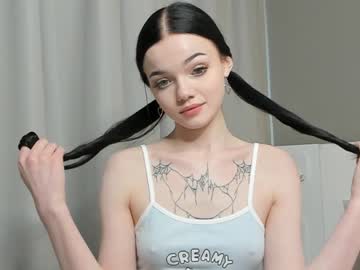 webcam girl stussy_montana live cam image #2295522