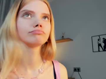 webcam girl ch3rryt0ffee live cam image #12537259