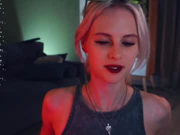 webcam girl audreycarvin live cam image #10371004