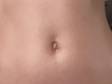 webcam girl lauratanguy live cam image #10956075