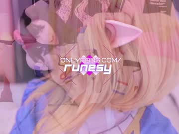 webcam girl runesy live cam image #12223377