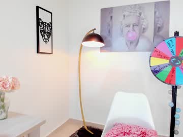 webcam girl missniley live cam image #8435569