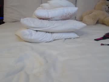 webcam girl arinamir live cam image #490536