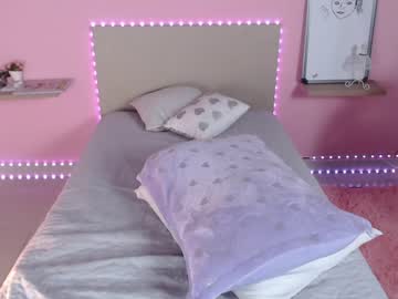 webcam girl little_effy18 live cam image #914152