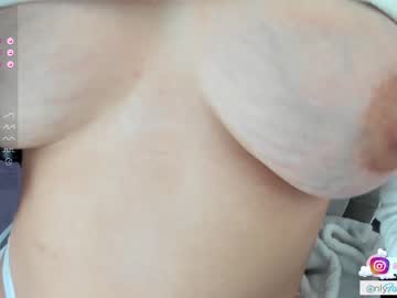 webcam girl pavlovacoluccii_ live cam image #7357080