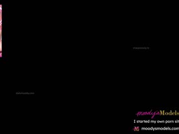 webcam girl marymoody live cam image #1613757