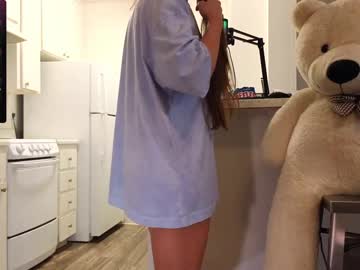 webcam girl 007movie live cam image #9191411