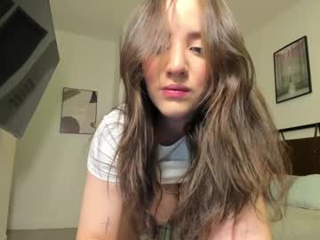webcam girl lindabluee live cam image #11819884