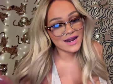 webcam girl ari_02 live cam image #7770224