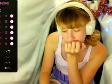 webcam girl its_lily live cam image #11466416