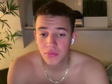 webcam man bobby_bang live cam image #11007924