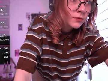 webcam girl just_busking live cam image #12696667