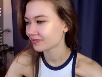 webcam girl lil_babe_ live cam image #7494537