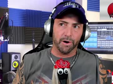 webcam man whaaaaaaaat live cam image #2954572