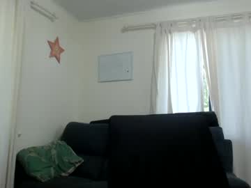 webcam girl lil_miss_naughty live cam image #5695809