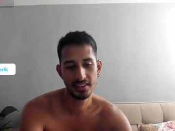 webcam man neorfit live cam image #12731757
