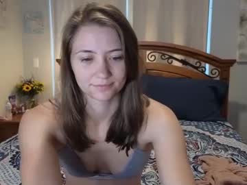 webcam girl katynowhere live cam image #10079483