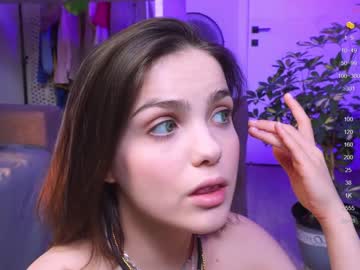 webcam couple emiliacourtney live cam image #9079865