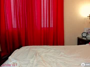 webcam girl foxhilary live cam image #1882909