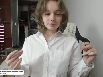 webcam girl mxxnsxsul live cam image #8595368