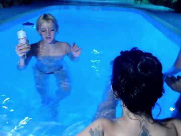 webcam couple mara_david live cam image #11338474