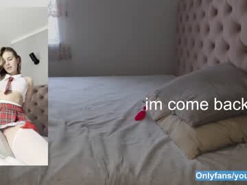 webcam girl cbhotblonde live cam image #3475324