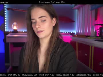 webcam girl hermione_potter_couple live cam image #4843502