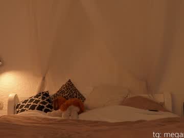 webcam girl top_of_passion live cam image #12821086