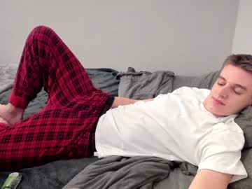 webcam man collegeboiaz live cam image #8977459