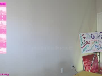 webcam girl petitebrat live cam image #5168226