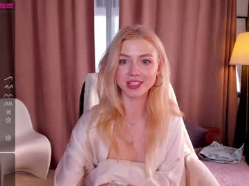 webcam girl elizabethmad live cam image #6197277