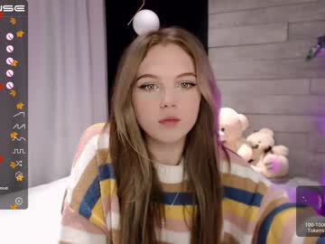 webcam girl small_blondee live cam image #3925399