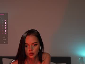 webcam girl ezra live cam image #10307379