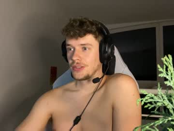 webcam man ironthud live cam image #7296766