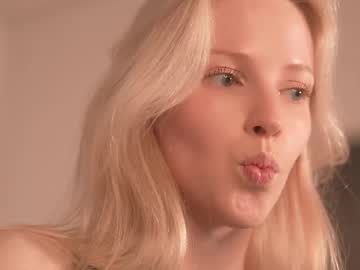 webcam girl my_stella live cam image #12940685