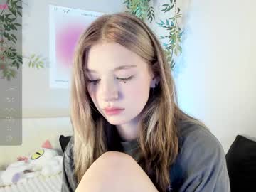 webcam girl shycinderella live cam image #8902920