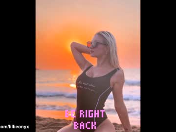 webcam girl lillieonyx live cam image #360751