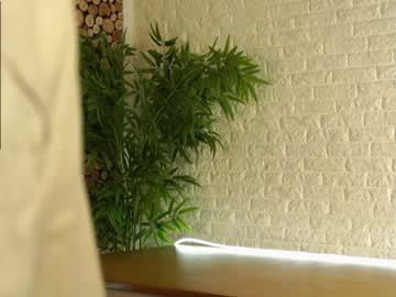 webcam girl a_whole_eternity live cam image #9281651