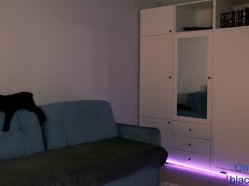 webcam girl _blackbee_ live cam image #3124730