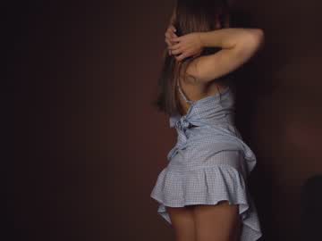 webcam girl cuteelsa_ live cam image #7837797