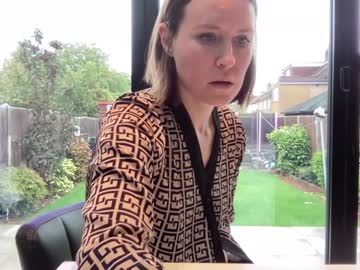 webcam girl eatmypie69 live cam image #10765339