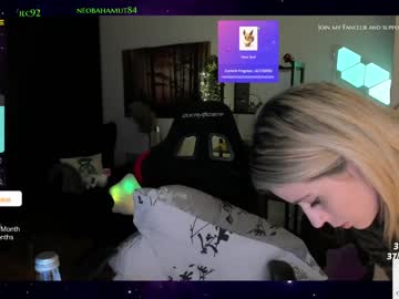 webcam girl kimilee22 live cam image #3915552