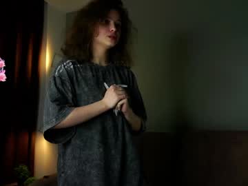 webcam girl a_whole_eternity live cam image #10077738