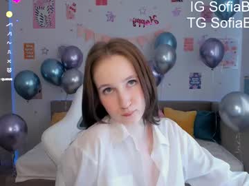 webcam girl sofiabrookss live cam image #12320087