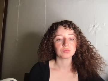 webcam girl straw_berry223 live cam image #12944603