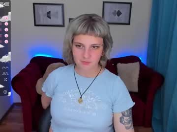 webcam girl yolandi_toit live cam image #3143067