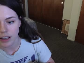 webcam girl charlotte1996 live cam image #8029077